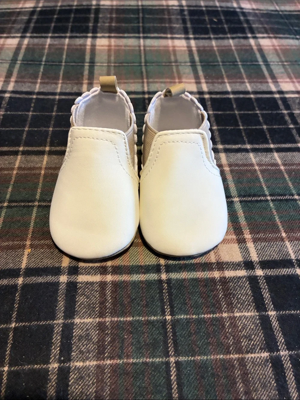 NWOT Carter’s Chelsea Slip-on Boots